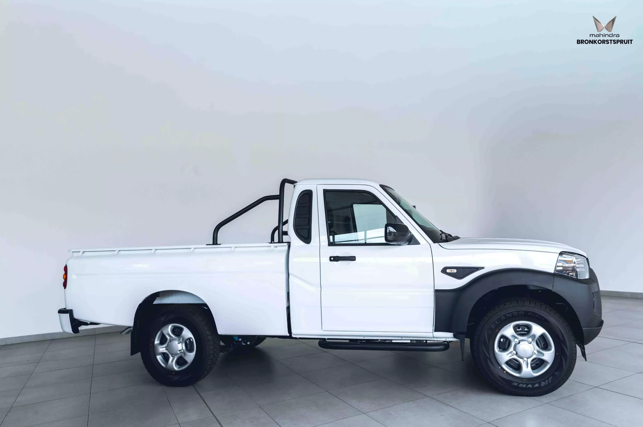 Vehicle Image for 3/3for Mahindra Pik Up 2.2CRDe S4 (manual | diesel)