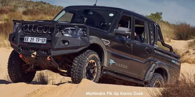Mahindra Pik Up 2.2CRDe double cab 4x4 S11 Karoo Dusk 2025